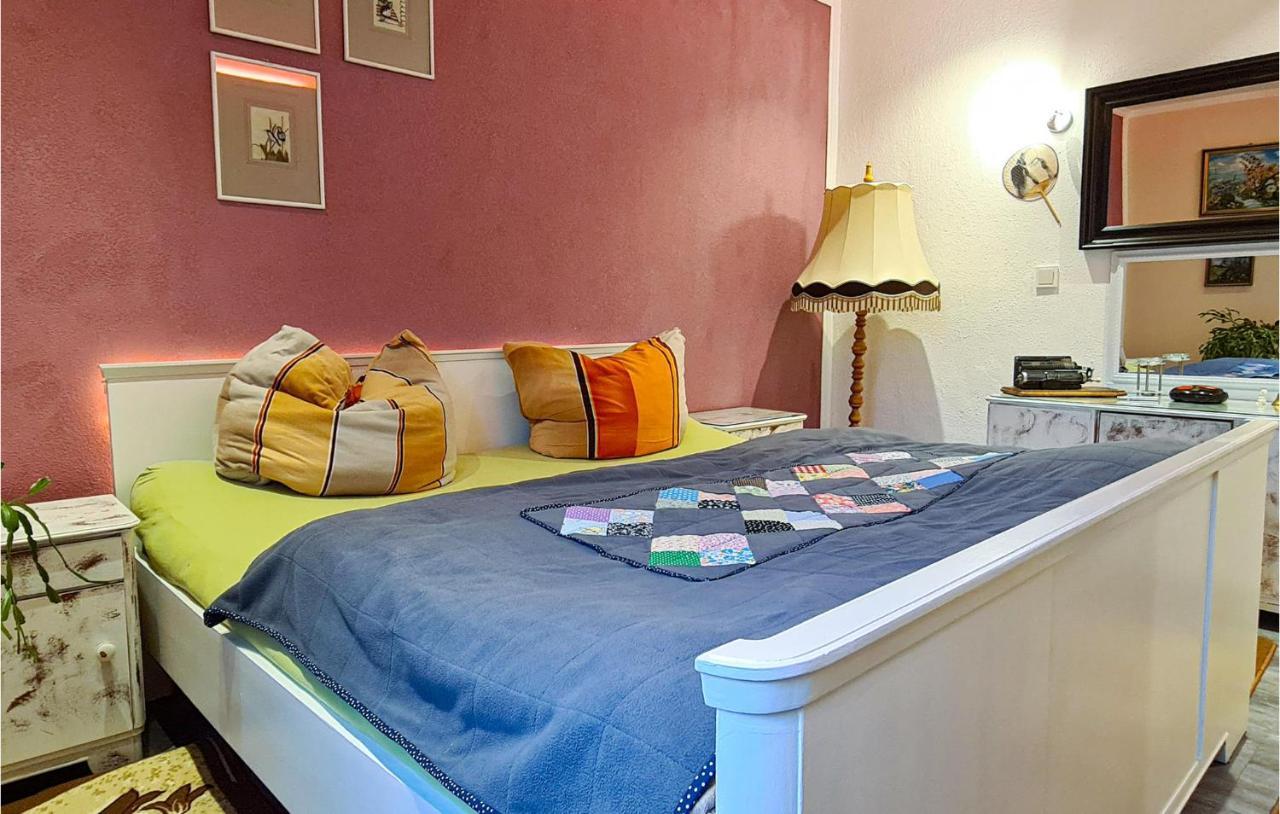 2 Bedroom Cozy Apartment In Suhl Exteriér fotografie